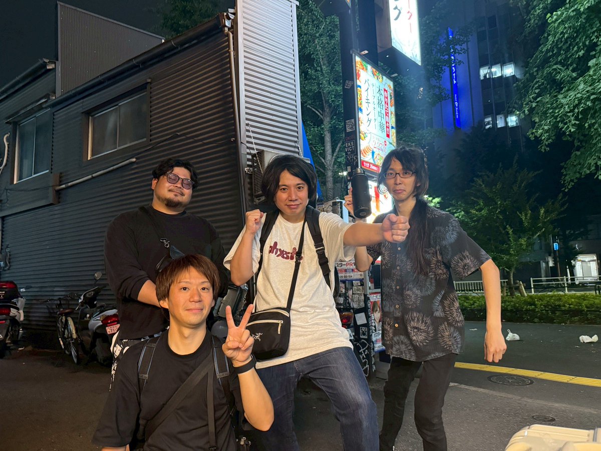 oh_yes_aha's tweet photo. 本日はやさしいふぉーMAN！ありがとうございました！

とても！！楽(たの)MANでした！！！

オフィスカジュアルズsassya-ドン・マルティネス！来てくれたみんなみんなやさMANでした！次回のやさMANは8/2！お楽しみに！

やさMAN♪ https://t.co/ECZYZIGaHe