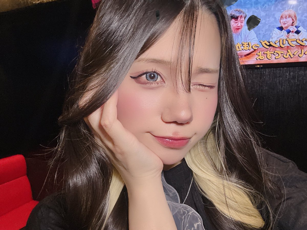 kota_Chocky's tweet photo. ご来店ありがとうございました🌹

まさか童話迷宮聴けるとは！！！
SPECは日常生活を豊かにするために使いたい🪭🧊
響いただいてあゆ歌ってニコニコしちゃった☺️
再会できて覚えててもらえて嬉しかったです！

次は17日(水)1️⃣7️⃣時から！
🌹ワンオペです🌹
ど緊張🫨ご来店お待ちしてます！ https://t.co/Sl8DrEo6RI