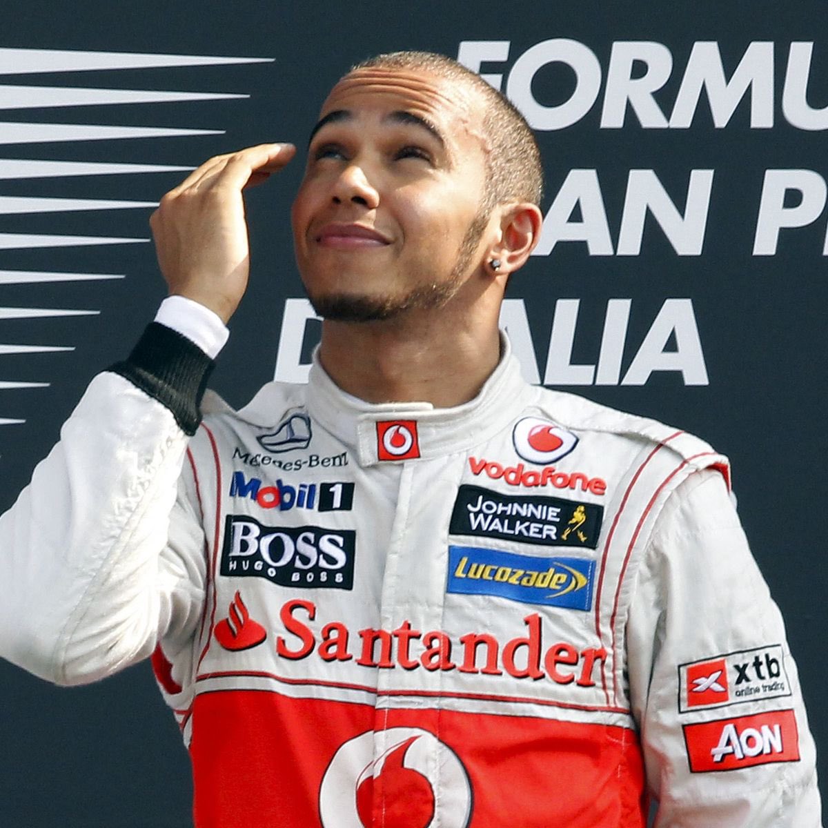McLarenF1France's tweet photo. Bravo Champion, beaucoup t’ont enterré l’année passée. 

Tu avais pris juste un peu de retard, papa est de retour 🏆🧡 https://t.co/cORxhMJRWo