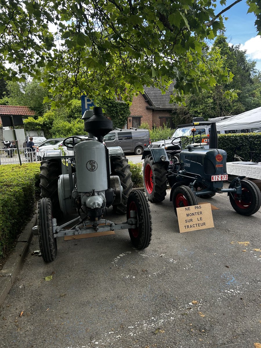 JohnAClarkeEU's tweet photo. Though I travel the world I agree with Dorothy in Wizard of Oz - there’s no place like home! Was at my village fête today, lovely weather, company and above all a great community intent on keeping Lasne a green haven, esp via our NGO! . #lasne #lasnenature #EcoloBrabantWallon https://t.co/26sLdjOXZ6