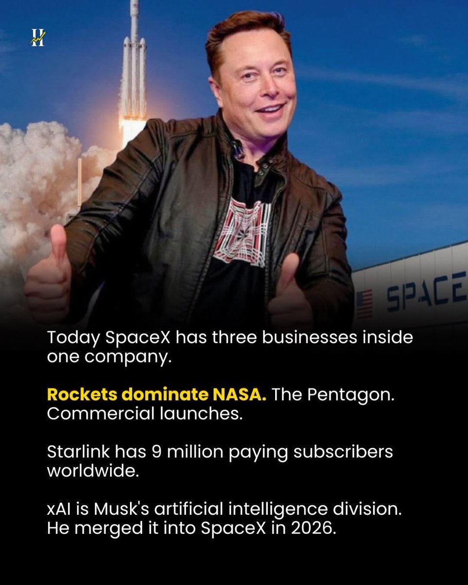 BerkmanTunc's tweet photo. Dünyanın en pahalı IPO’su dün Nasdaq’ta işlem görmeye başladı.

SpaceX. Ticker: SPCX. Hedef değerleme: 1.75 trilyon dolar.

Hikayeyi baştan anlatmak lazım.

2002 yılında Elon Musk kendi cebinden 100 milyon dolar koydu. NASA vermedi. Wall Street vermedi. Havacılık mühendislerinin büyük çoğunluğu “altı ay dayanır” dedi.

İlk üç Falcon 1 roketi patlayarak düştü. Dördüncü fırlatma şirketin son parasıydı. SpaceX iflasa haftalar kalmıştı. Dördüncü roket çalıştı. NASA ertesi sabah aradı.

Buradan bugüne: SpaceX 2025 yılında tek başına dünyanın geri kalan tüm ülkelerinden daha fazla roket fırlattı. Hepsini birden sayarsanız bile.

Şirketin gerçek yapısı

Bugün SpaceX aslında tek bir çatı altında üç farklı iş.

Roket tarafı NASA’yı, Pentagon’u ve ticari fırlatma pazarını domine ediyor. Bu kısım zaten kanıtlanmış.

Starlink farklı bir seviye. 9 milyon ücretli abone. 2025’te 11.4 milyar dolar gelir, 4.4 milyar dolar operasyonel kâr. Uydu internet işi nakit üretiyor — bu kısım gerçekten para makinesi.

Sonra xAI var.

Musk yapay zeka şirketini Şubat 2026’da SpaceX’e dahil etti. xAI sadece 2026’nın ilk çeyreğinde 2.5 milyar dolar yaktı. Şirketin 11 kurucu ortağının tamamı ayrılmış durumda. Birleşik şirket 2025 yılında 4.9 milyar dolar net zarar açıkladı.

Starlink para basıyor. xAI yakıyor. Roketler büyüyor. Üçü birden bir IPO’ya girdi.

Sayıların arkasındaki asıl soru

1.75 trilyon dolar değerleme SpaceX’i Meta’nın, Tesla’nın ve dünyadaki neredeyse her şirketin üstüne koyuyor. Sadece Nvidia, Alphabet, Apple, Microsoft ve Amazon önde.

Bunun için yıllık gelirin 90 katını ödüyorsunuz. Karşılaştırma için: Nvidia — dünyanın en hype’lı teknoloji şirketi — şu an 30 kat gelirden işlem görüyor.

SpaceX’in bu fiyatı hak etmesi için Starlink’in büyümesini sürdürmesi, xAI’nin bu yakma hızını duraksatması ve roket tarafının mevcut tekelini koruması gerekiyor. Hepsinin aynı anda gerçekleşmesi lazım.

IPO belgelerinde bir detay var.

Musk’ın hissesi yüzde 42. IPO fiyatıyla 735 milyar dolar değerinde. Oy hakkı: yüzde 85.1. Kalıcı kontrol.

Size kalan oy hakkı: pratikte sıfır.

Bir de şu var: eğer insanlar Mars’ta yaşamaya başlarsa Musk 1 milyar hisse bonusu alıyor. Bu madde IPO prospektüsünde yazıyor.

Sonuç olarak

SpaceX IPO’su sıradan bir halka arz değil. Hem dünyanın en etkileyici operasyonel hikayelerinden biri, hem de son derece agresif bir değerleme.

En büyük servetler SpaceX’te IPO’da kazanılmadı. Herkesin şirketin biteceğini düşündüğü dönemde, belirsizlik en yüksekken, risk kabul edilemez görünürken kazanıldı.

Şu anki tablo net: Yatırımcılar Starlink kârı için değil, Mars hayali için prim ödüyor. Bunu bilerek almak başka bir şey, bilmeden almak başka.