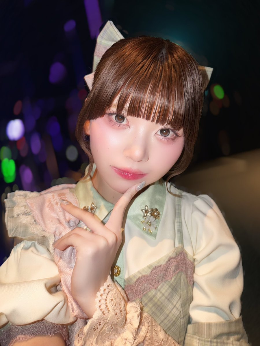 yuuna_HNS's tweet photo. LUNA PARADE 📍 EX THEATER ROPPONGI ありがとうございました🌃🌠

2階まで沢山の方でいっぱいの会場、熱かった🔥
ハルニシオン、君の楽しいの理由になれたかな˙⋆✮
いつでも最高にするから楽しむ気持ちもってまたライブで会いましょう🤝🏻

次のライブは来週土曜日✊🏻 https://t.co/YOFepqGEc6