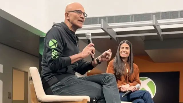 LegionLooterana's tweet photo. 🚨 MENUDA FRASE PARA LA HISTORIA 🚨

🔥🎮 Satya Nadella admite que YouTube monetiza mejor Xbox que ellos mismos 🤦

#Xbox #GamingNews https://t.co/RNwDRBLBPG