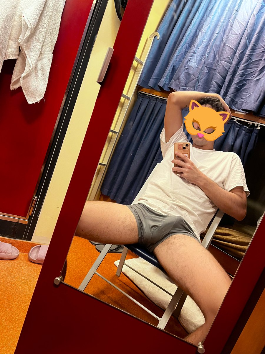 dnoloved's tweet photo. Living in a cruise. Horny as ever https://t.co/KubhsaZztH