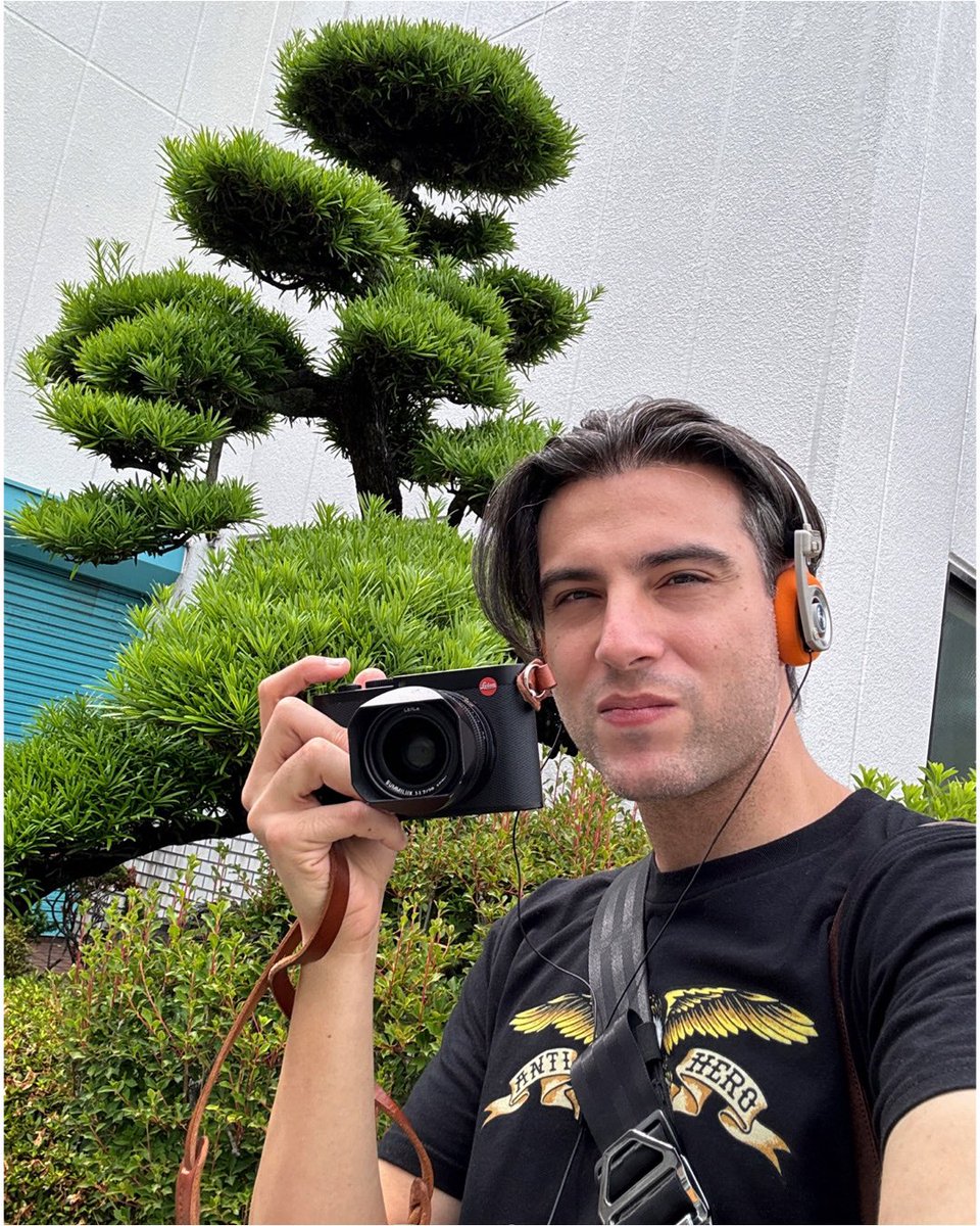 TenguOficial's tweet photo. Encontré una cámara en una de esas cajas de “llévatelo gratis” que hay por Japón e hice estas fotos. Era la única que quedaba. https://t.co/WPxZCxAUeI