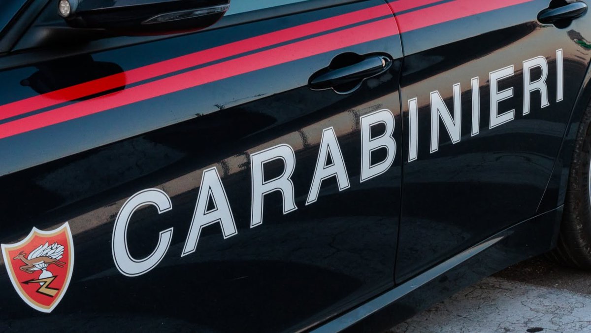 viverenardo's tweet photo. Rapinò due volte la stessa donna nelle campagne da Galatina, quarantenne finisce in carcere
https://t.co/wbIjdKz6sG

#galatina #rapina https://t.co/khtTnc33Vd