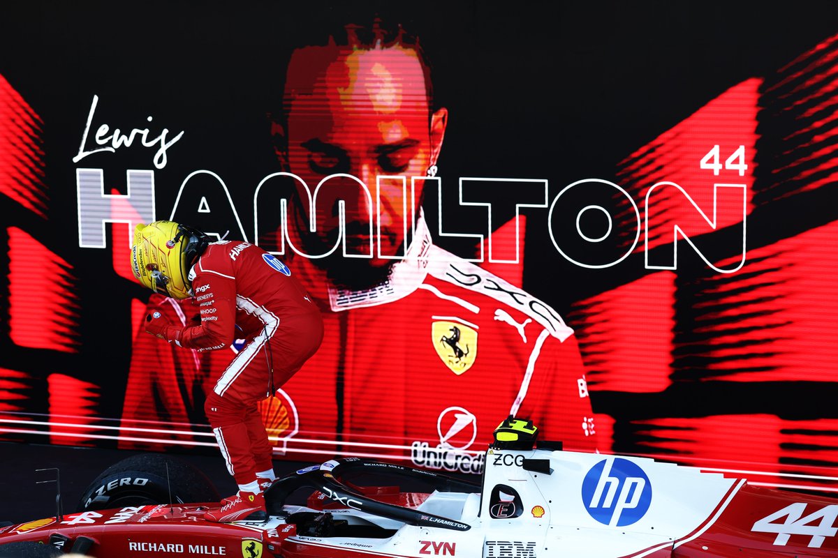F1's tweet photo. BACK ON THE TOP STEP 💪

#F1 #BarcelonaGP https://t.co/VJCdfLzAwq