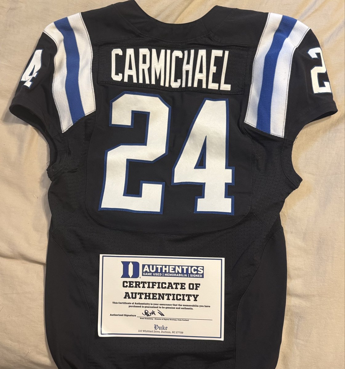 MikeLou22's tweet photo. Who else got theirs? I know @DukeFansZone did. https://t.co/ZCli7dC9Va