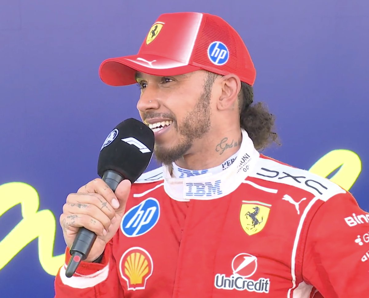 LH44NEWS's tweet photo. Lewis Hamilton: “Eu tenho os melhores fãs que um atleta poderia desejar.” 🥹❤️ https://t.co/zEEqUfWxQV