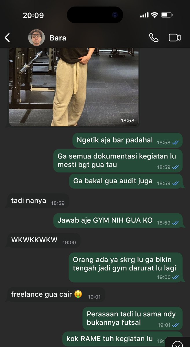 starandrocks's tweet photo. #syongsok emang ngapain sikkk https://t.co/dHszlYS3Iv