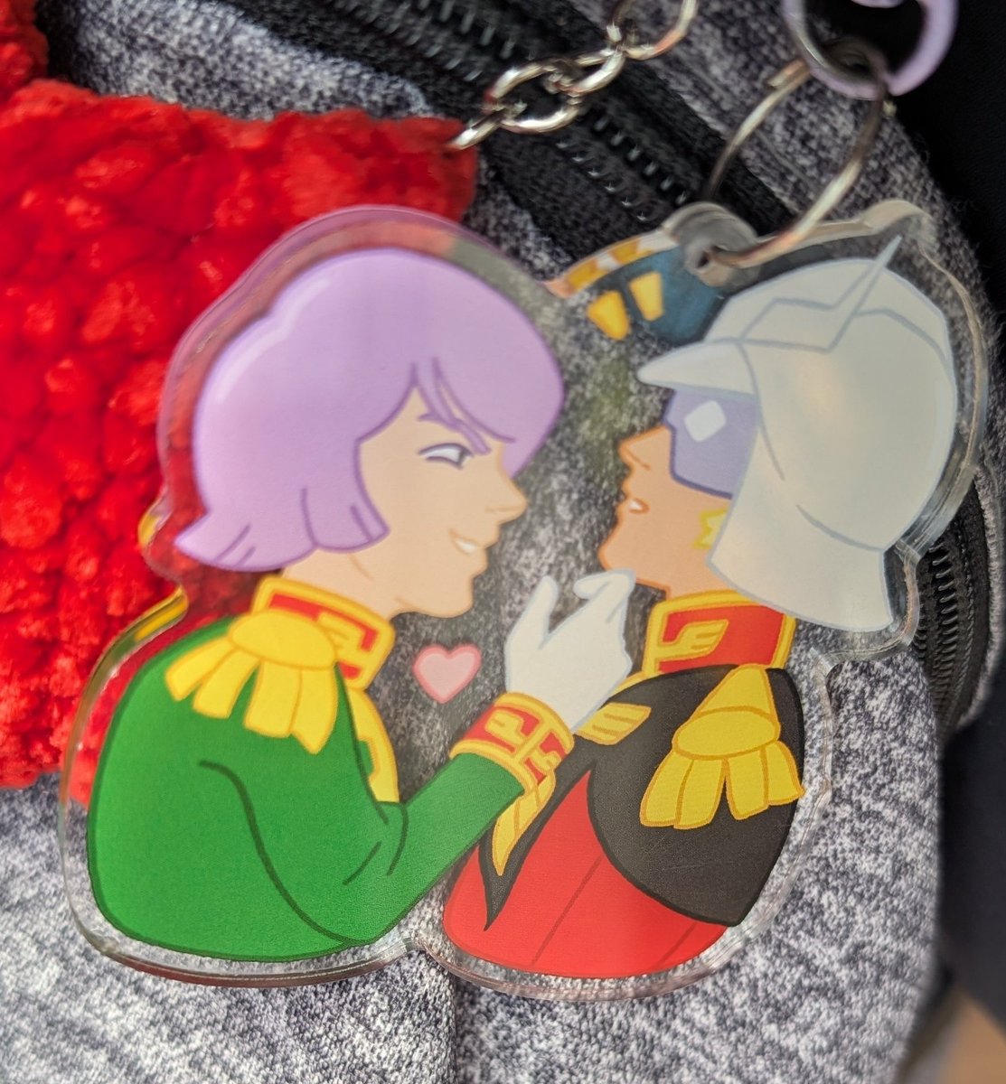 acideater's tweet photo. yup! in made in asia last year, I was able to talk to YAS for a few minutes, I told him how much the origin and char and garma relationship was important to me and showed him @SaltySpacenoid keychain and he smiled 😎 https://t.co/RSzoJzXBbs