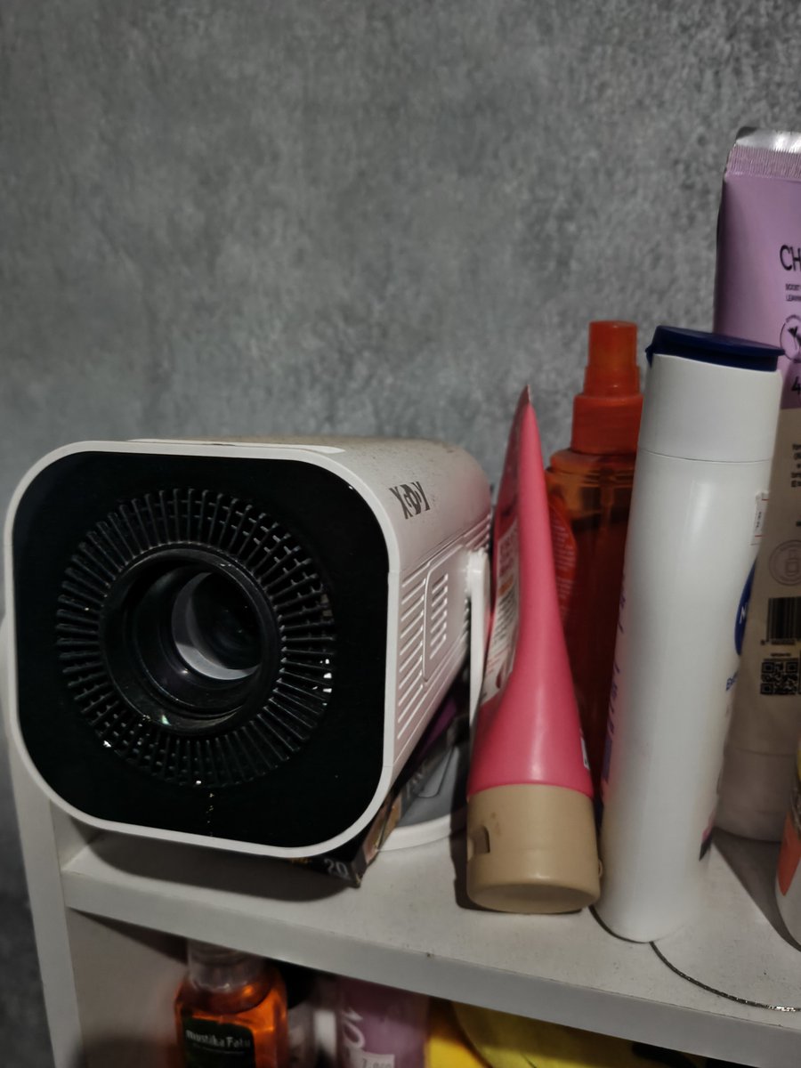 unknow_biji's tweet photo. Dijual led proyektor, buat nobar piala Dunia, jarang di pake, mulus poll

650k nego

#jual #preloved #sell #wts #lcd https://t.co/gQpwdNZnZg