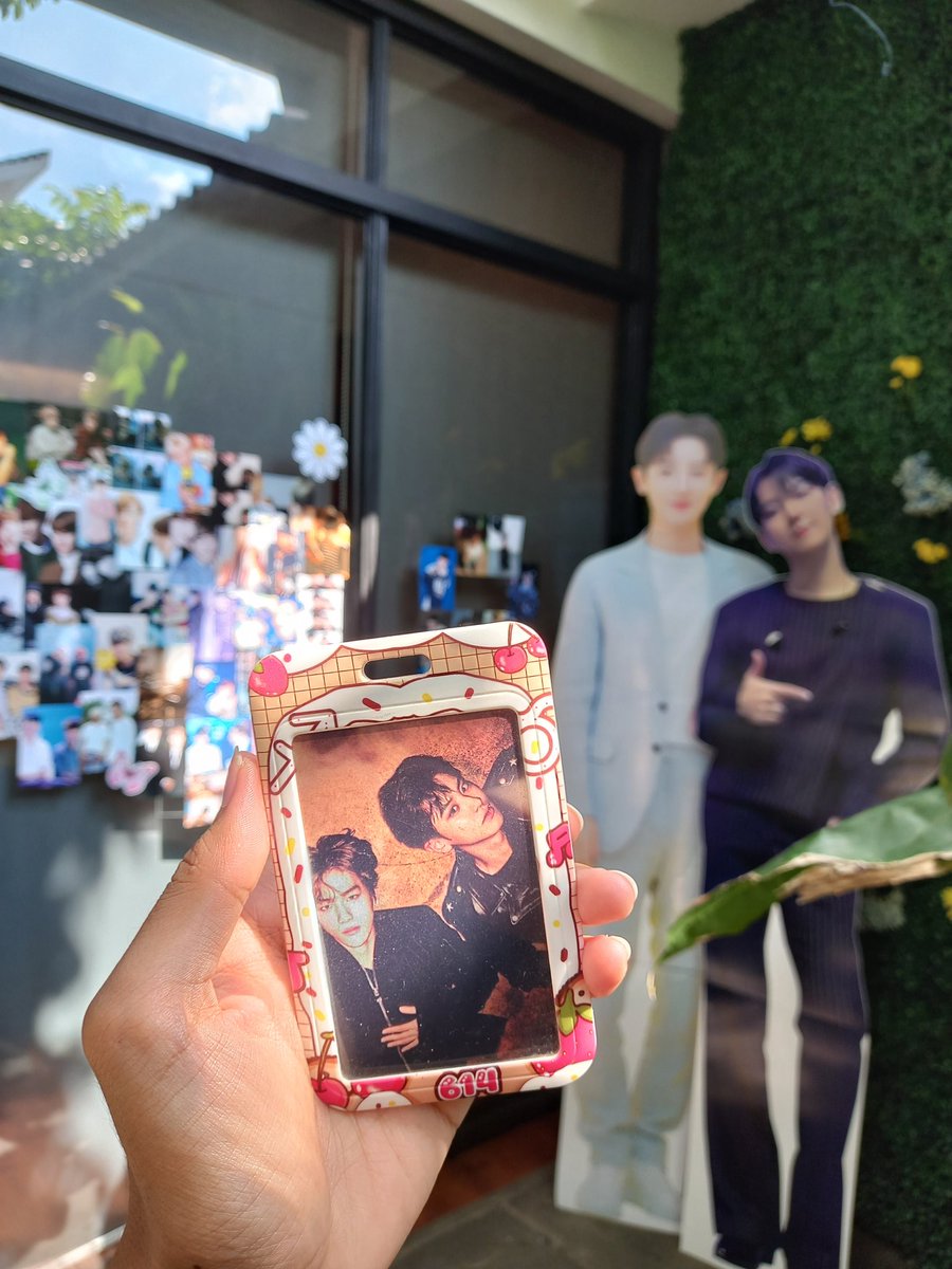 pmxoluv9's tweet photo. Seruuu sekaliii hari inii 🍒🍓❤️
Tysm @byulbambi6104 @cblovrs @Lszk614 @strwchrycgrt @Neyy604 🫶
 
#chanbaekday #614day #cherryberry #lunchdatewithchanbaek https://t.co/DuX8ZXVaVL