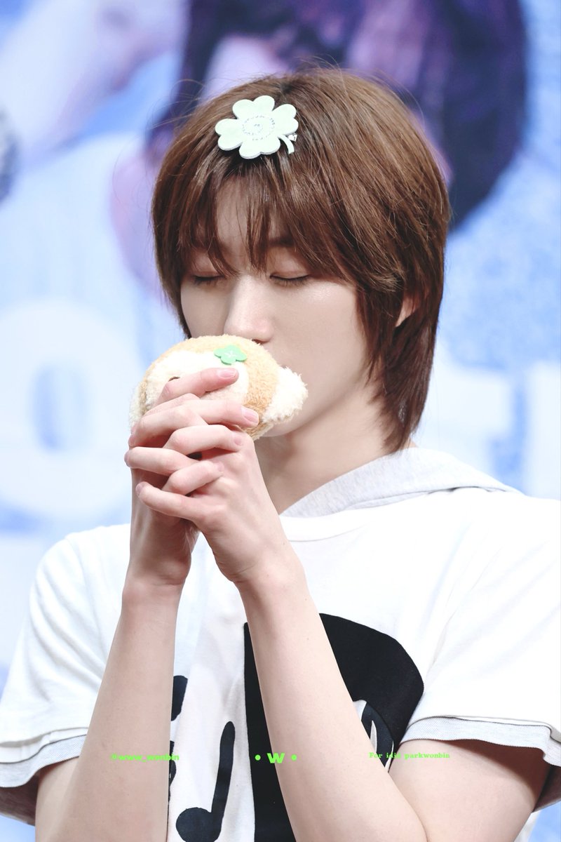 www_wonbin's tweet photo. 260613

🐵🍀

#IDID #아이딧 #박원빈 #PARKWONBIN https://t.co/ewvtpVnl1O