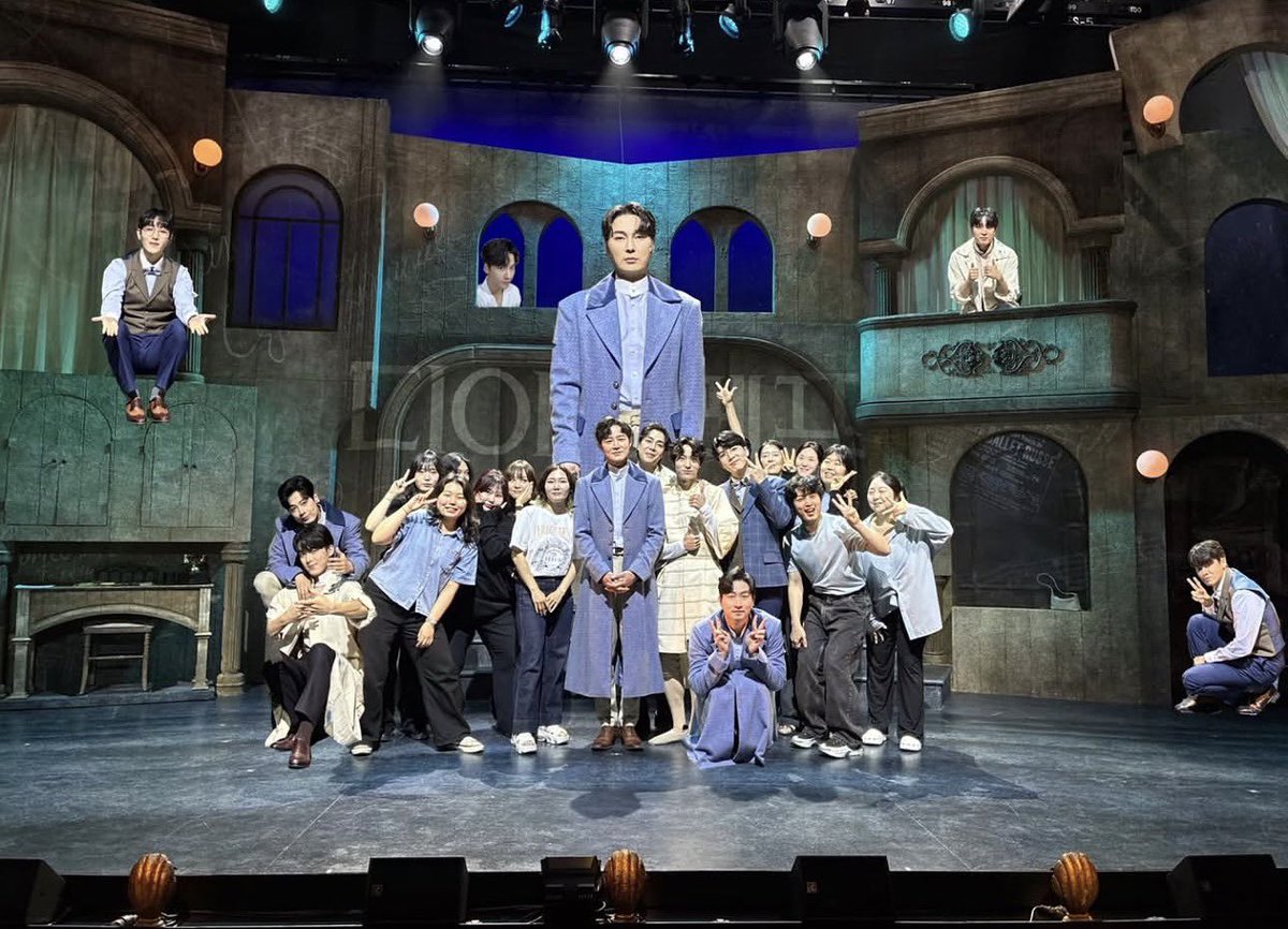 ah_ggabi's tweet photo. 하 ㅋㅋㅋㅋㅋㅋㅋㅋㅋㅋ 합성해놓은거 ㅈㄴ 웃김 ㅠㅠㅠㅠ https://t.co/R1HcZtGPZ9