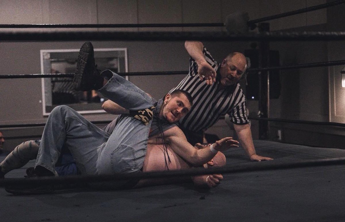 jimmolineaux's tweet photo. #ECW Original Referee Jim Molineaux is available for #wrestling or #PopCulture events

Available for:
#Referee
#Manager
#Conventions
#Fanfests
#Commentary
#Signings
#Seminars

Now based out of #Orlando #Florida 

World Wide Will Travel
 
DM or email me @ jmecwref@verizon.net https://t.co/XHrHtLAXUH