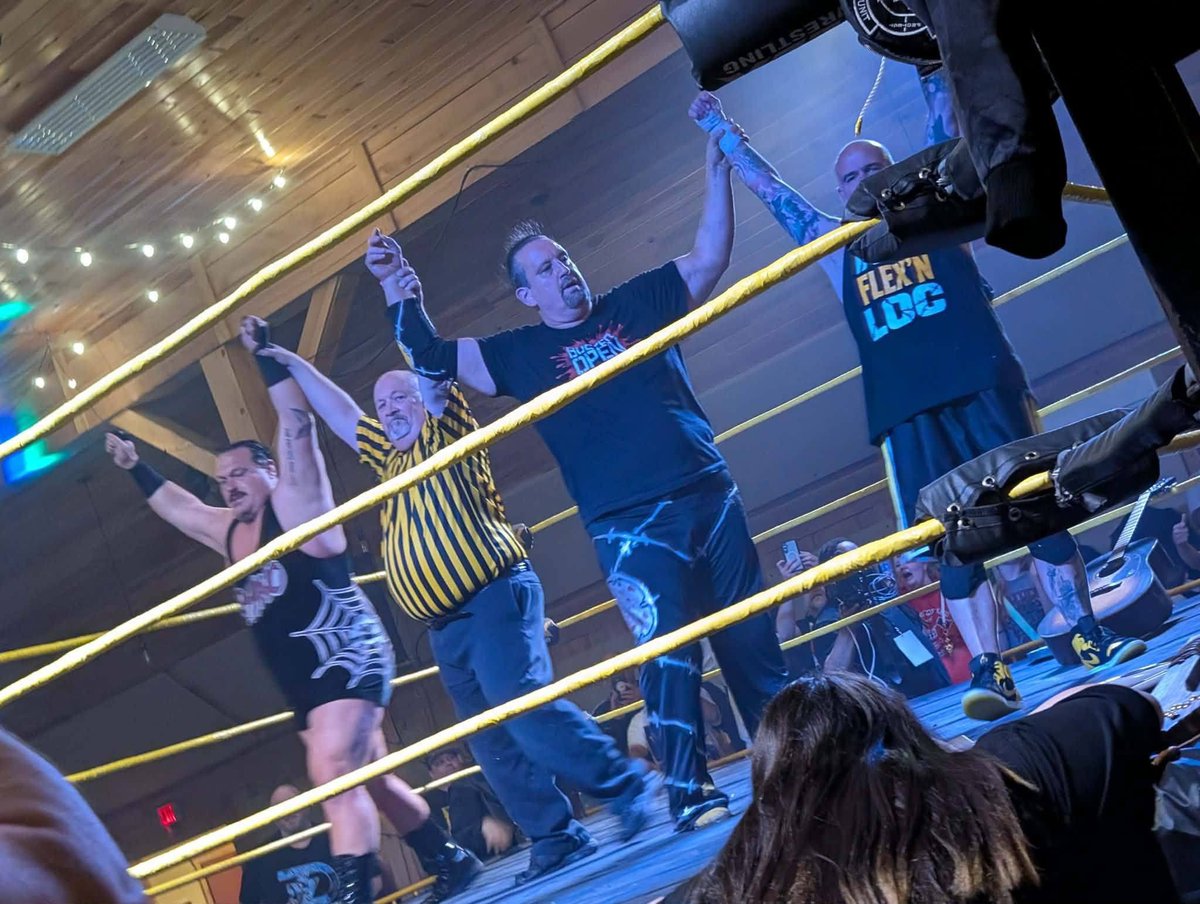 jimmolineaux's tweet photo. #ECW Original Referee Jim Molineaux is available for #wrestling or #PopCulture events

Available for:
#Referee
#Manager
#Conventions
#Fanfests
#Commentary
#Signings
#Seminars

Now based out of #Orlando #Florida 

World Wide Will Travel
 
DM or email me @ jmecwref@verizon.net https://t.co/XHrHtLAXUH