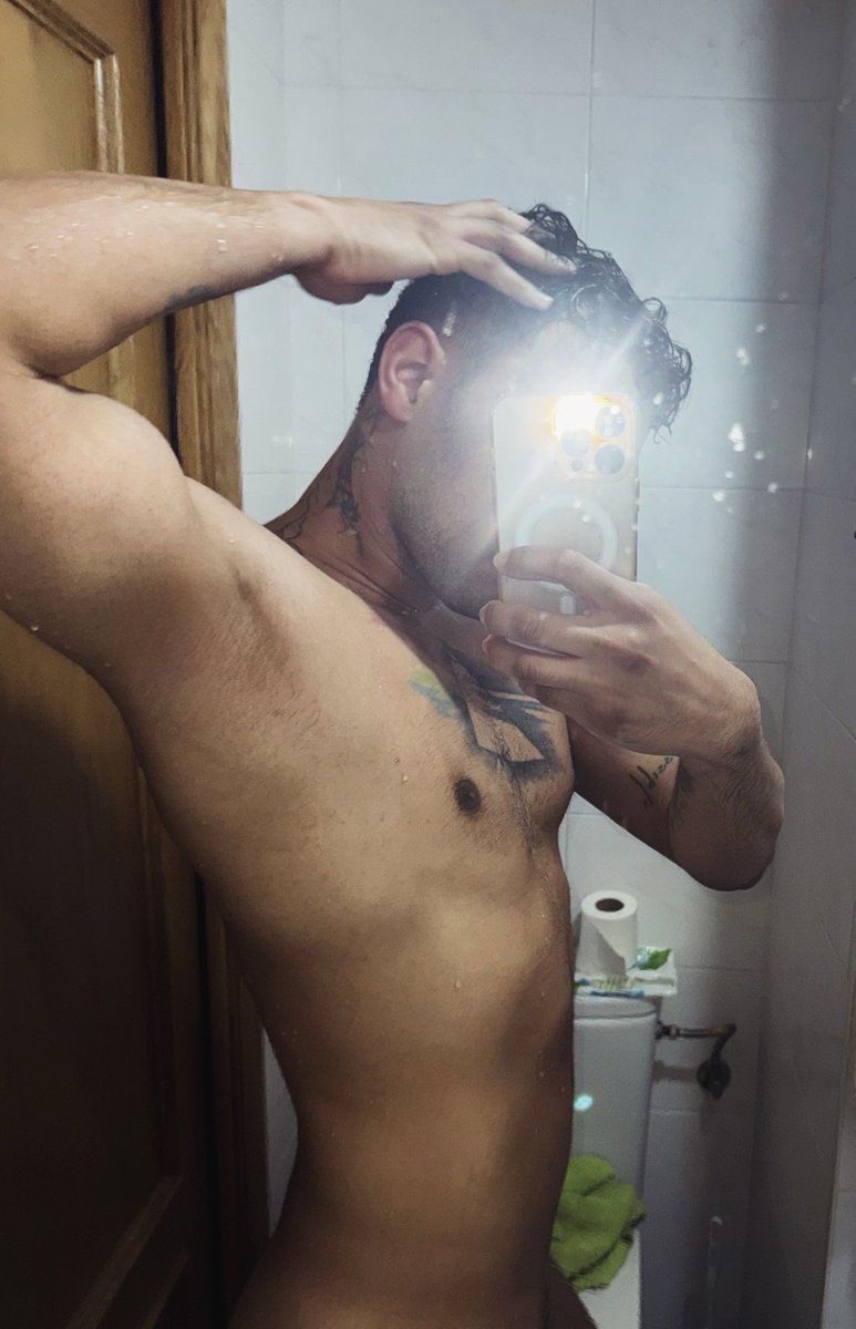 ethan170320's tweet photo. 🤭 https://t.co/9Fgm1MaAZL