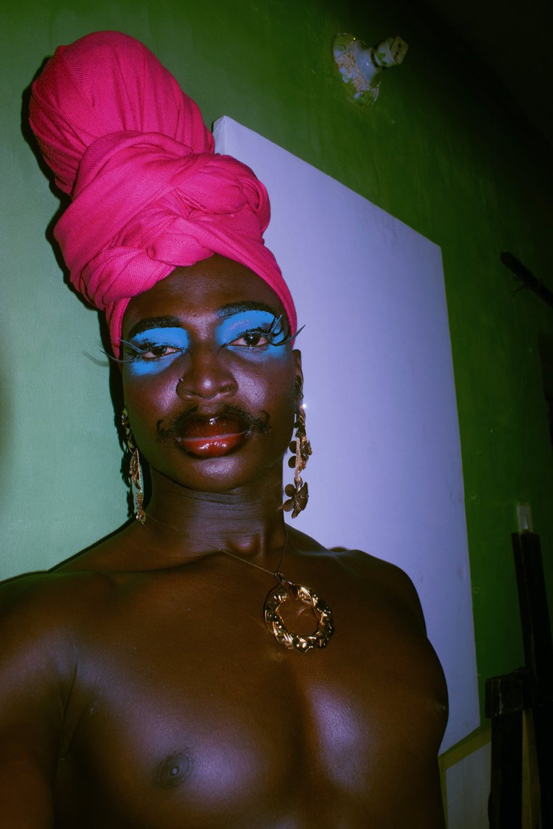 subaru_demon's tweet photo. May the Queer Gods shine fortune upon you all today. Happy day 14 of pride 🌈🏳️‍🌈 https://t.co/4bWuZp7TmF
