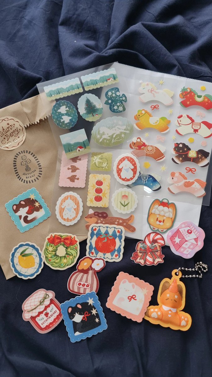 maimexwhatever's tweet photo. 💌💌💌💌💌
@GiveMuseums 
@smiletime1996 
@autumnberryy 
@takekram https://t.co/Dpm7eqE0IB