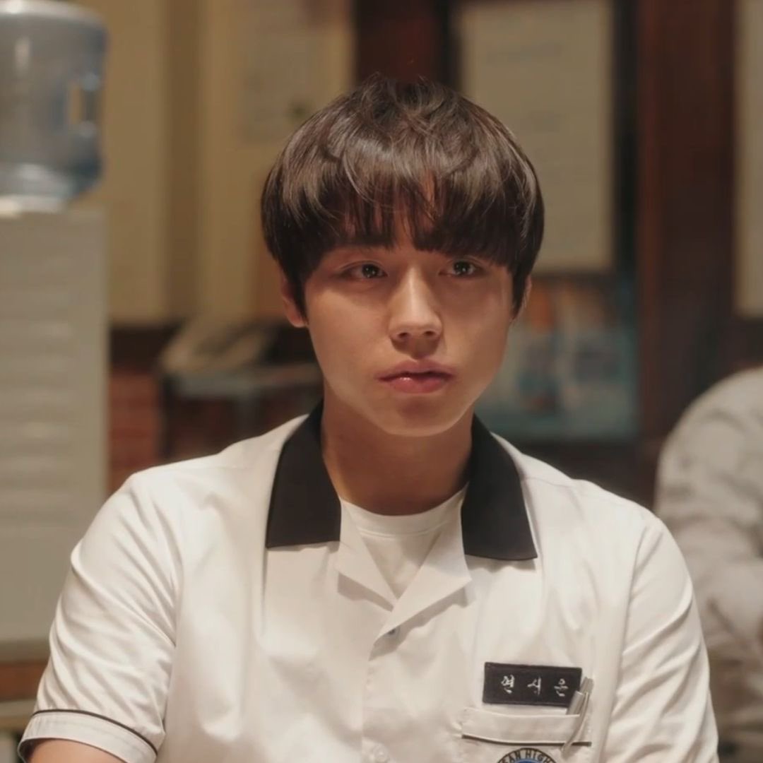 illiliII_i's tweet photo. 개도 안걸린다는 여름감기를
너는 왜 걸린거야 수호야?
                                                 
                                          엉? 내가 너만의 강아지여서 
                                           그런강
조용히해 https://t.co/RJM914R9fa