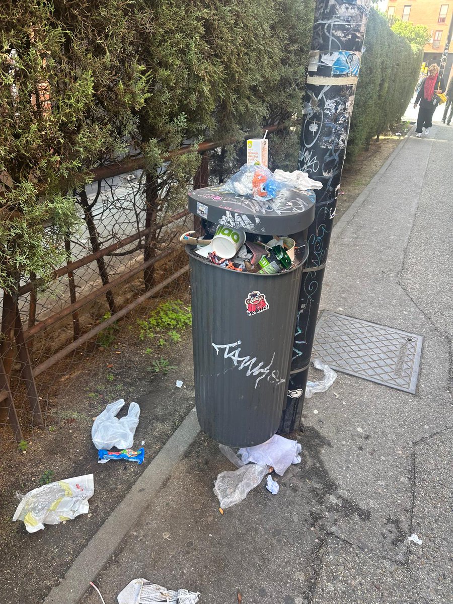 BuhoSusurrador's tweet photo. @marecuencopp Menos mal que ya queda menos para mayo 2027 y se te acabo la fiesta. Leganés esta de asco gracias a ti y tu muleta de Uleg https://t.co/qrOxsgKu27