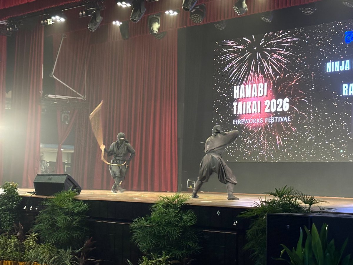 RhythMic_39's tweet photo. マレーシアでの忍者ショー、無事終演🥷
そして先程帰国しました！
マレーシアかなり好きな土地だった☺️ https://t.co/86vT1r9hjd