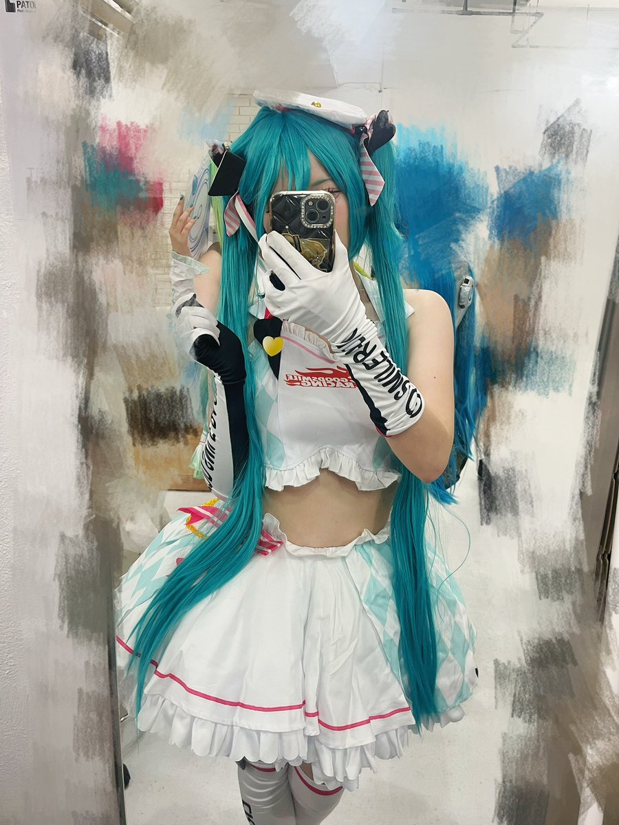 vo_amanose's tweet photo. #0613歴代レーシングミク全員集合
忘れてたー！！！！！！！
良い併せすぎて感無量。
レーミクって良くってぇ〜〜〜 https://t.co/b1DA4Ee7MF