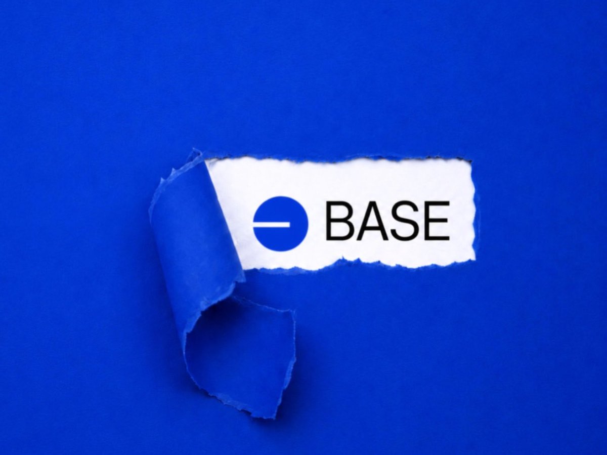 RaZon2x's tweet photo. Blockchain with 0 haters:

Yes it’s > Base Network 😎 https://t.co/ljaJOCCX1L