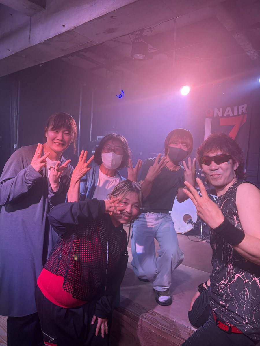 tyouyoku_'s tweet photo. 僕たちW-”ち”はもっともっと頑張らければならない。僕らの活動は小さなものだけど、みんなが楽しみに観に来てくれる限り、その期待を上回りたいし、楽しませたい。
本当に本当に、
いつもありがとうございます‼️‼️ https://t.co/9ybP9YcDyn