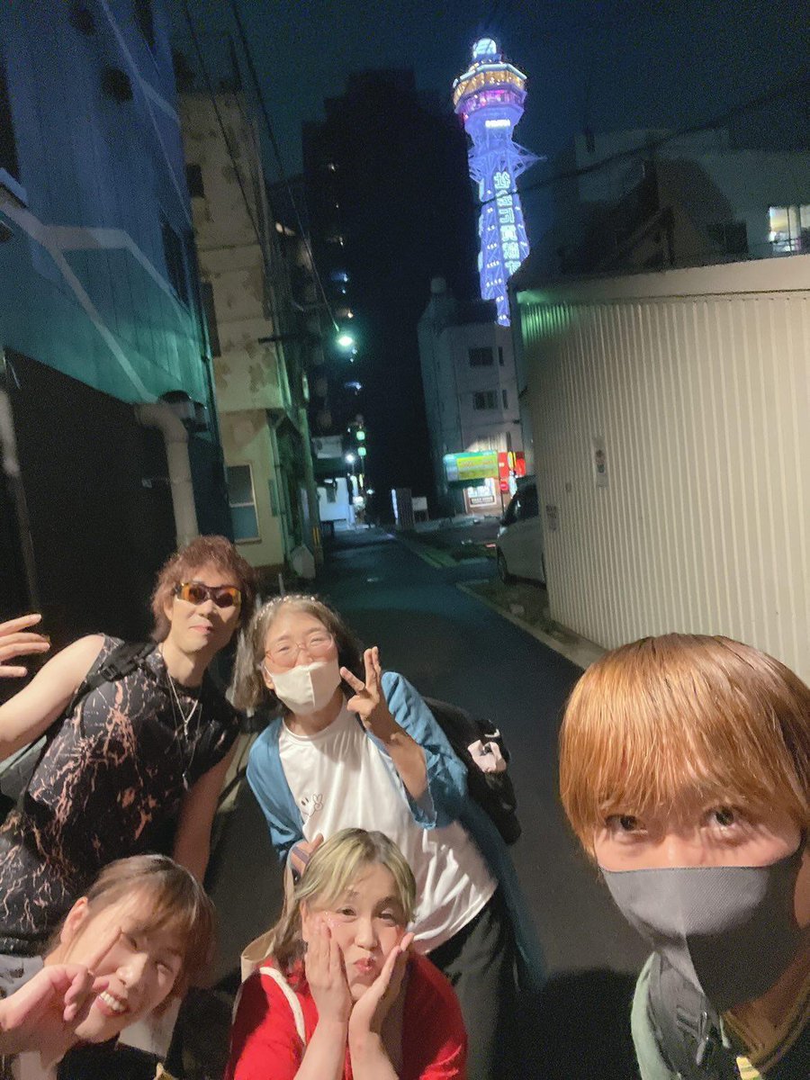 tyouyoku_'s tweet photo. 僕たちW-”ち”はもっともっと頑張らければならない。僕らの活動は小さなものだけど、みんなが楽しみに観に来てくれる限り、その期待を上回りたいし、楽しませたい。
本当に本当に、
いつもありがとうございます‼️‼️ https://t.co/9ybP9YcDyn