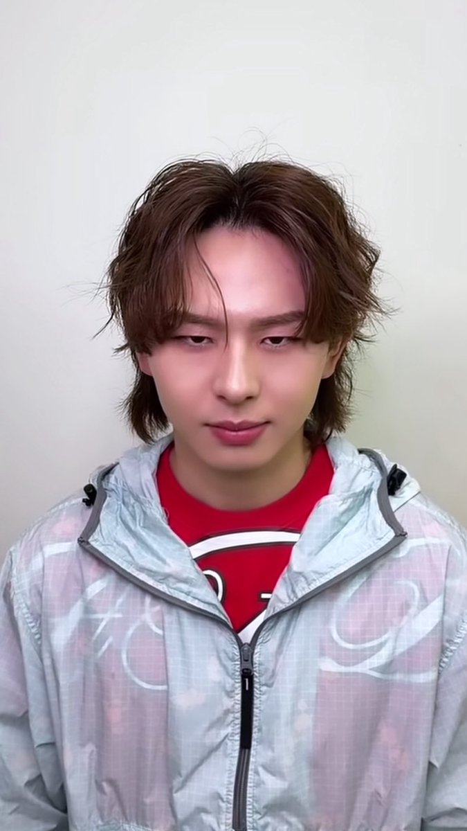 luv_e19's tweet photo. 本気でタニシ対決しよって言ってしまった為、両者頑なに笑わずこの顔でお互い5秒くらい見つめ合った⬅️wwwwwwwwwww https://t.co/aa5QXwslHX