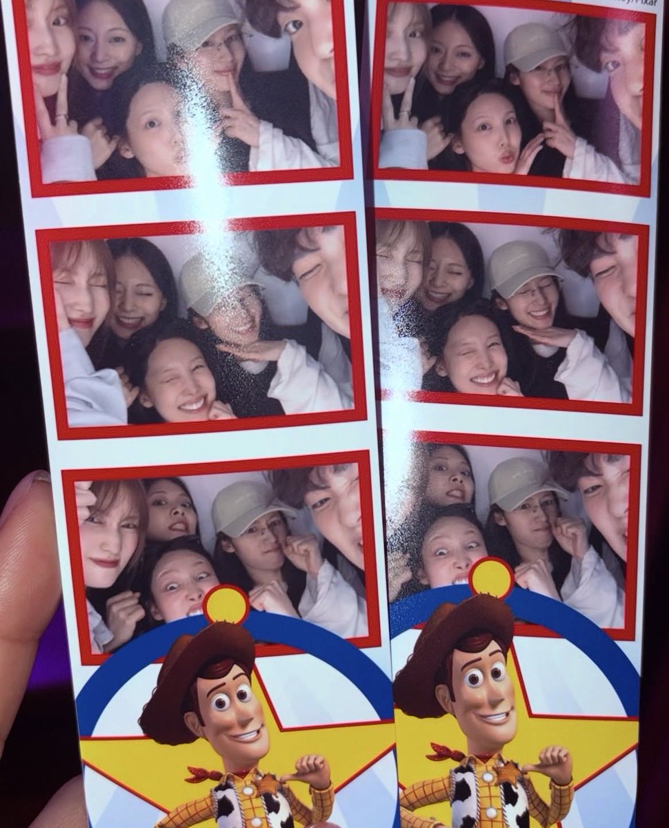 vicky870106's tweet photo. 💙2026.06.14
🥰🥰🥰
#나비처럼_피어날_쯔위에게  
#WelcometoTzutopia  
#TWICE #트와이스 #TZUYU #쯔위 https://t.co/h4Vk24YJd1