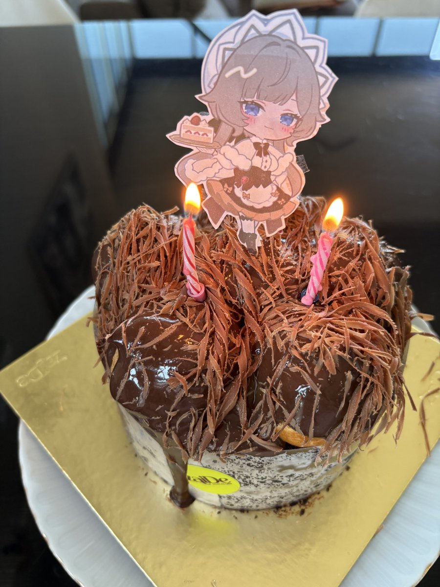 adaroscopy's tweet photo. cake ! https://t.co/J9svGwsREW