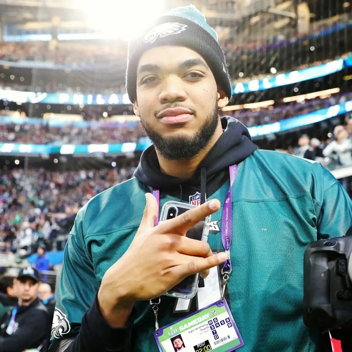 DiBonaNFL's tweet photo. In a way, the Eagles won last night too. 😉 https://t.co/3PufnMogHg