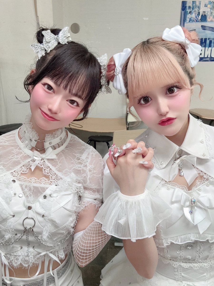 MYC_yuitan's tweet photo. 改めて、まゆてちお誕生日おめでとう🩵🩵
ゆいの1番大切で大好きな親友さん家族🧑‍🧑‍🧒💖
これからもずっとゆいのお隣🐭🩵 https://t.co/G7QI5mQ5iq