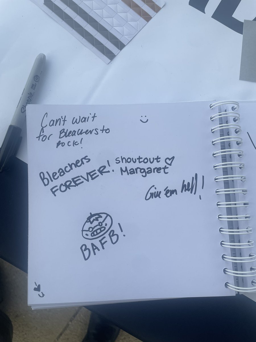 carlycries's tweet photo. drew Jack as a tomato in the tour guestbook last night do u like it https://t.co/6vIG8d4HMC