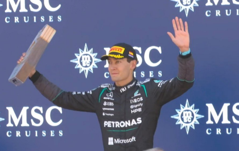 MercedesF1ARG's tweet photo. NUESTRO PILOTO 

MERECIAS MAS https://t.co/wDf9UtErsl