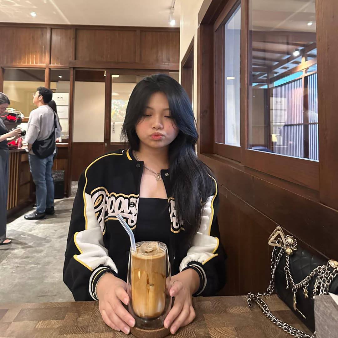 fagghsac's tweet photo. anjing gw liat doi gbs tahan, enak bgt sumpah,udh cantik, ttnya padet dan empuk, trs jago main ttnya skalian, fuck enak bgt doi #viral #chindo https://t.co/PmGstMwdbc