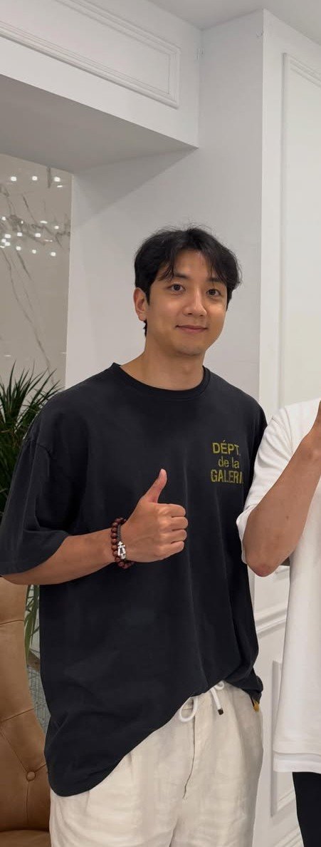 heocheonsa95's tweet photo. 볼살 다시 보이니까 회복 잘하고 있네 ㅎㅎ
다향이다!
👍 https://t.co/c5MZ1l1Ehp