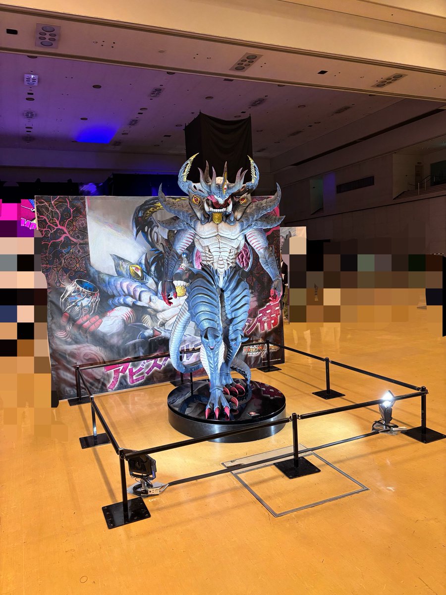 shrass_t's tweet photo. デュエルマスターズ25周年ツアー参加しました！
各イベントはもちろん、25年の振り返りや音楽祭もみんなで盛り上がれて楽しかった！
松本大先生のこれまでとこれからの話も聞けて、本当にデュエマを大好きで25年間生きてて良かった！
これからもデュエルマスターズと共に歩んで行きたい！超感謝！ https://t.co/dW9fyACYqJ