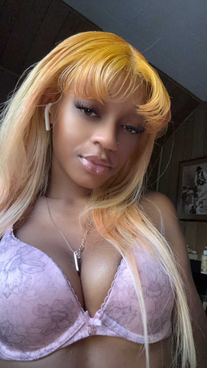AngelaKitt29's tweet photo. Tryna meet?
Ask for menu🥰#dfwmeets #dfwfreaks #dallasbbc #dallasplug #Dallastx #dfw https://t.co/tr7S63atFn