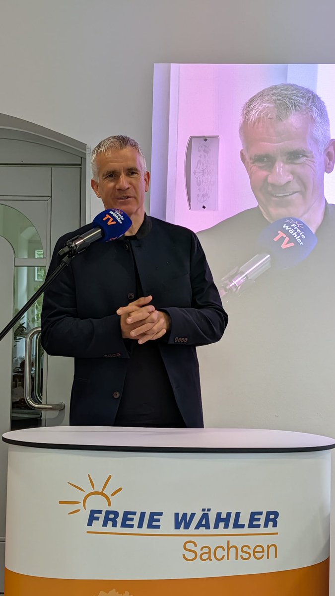 MBergerMdL's tweet photo. Danke!
Ich besuchte am 13. Juni den Landes-Parteitag der Freien Wähler in Chemnitz und berichtete über den aktuellen Status meiner Arbeit im Landtag. 
Den vielen Engagierten habe ich meinen Dank für ihre Arbeit ausgesprochen.

Alle Bilder, Videos und Podcasts zu meinen Themen findet Ihr auf https://t.co/5leYz6lLNo .
Folgt mir auf meinem WhatsApp-Kanal https://t.co/nTQ821Yicd

#matthiasberger #matthias_berger #landtagsachsen #freie_waehler #parteitag