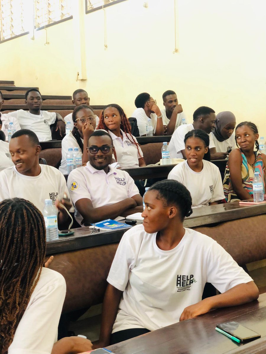 AinebyonaLauben's tweet photo. It's been a week of experience, exposure to real life situations and their solutions,
Problem solving skills, interview skills, networking, goal setting 🥰🥰
Thanks to @HelptoHelpea 
#changemakers
#connectedforchange
#Clarityiskey https://t.co/t11tzsQAst