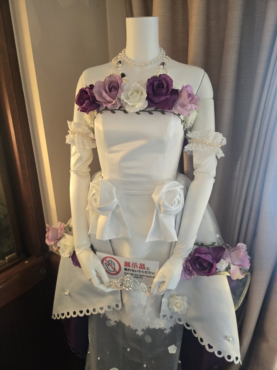 Qx10SF's tweet photo. 本当に綺麗な服もあった。
淡島ホテルから帰ってきた。 https://t.co/db8owfuSPK