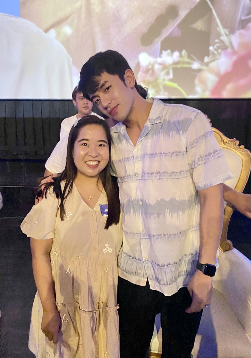 katchrizeeee's tweet photo. Advance Happy Birthday, David naming mahal! 💙🥳 Mauna na akong bumati para hindi matabunan bukas. Hahaha. Love youuu! Good night. See you sooooon. Promise, papakita na ako. 😂 Enjoy your day tomorrow! 🥰  Penge shanghaiiii @davidlicauco https://t.co/zQ4NkxKF3M