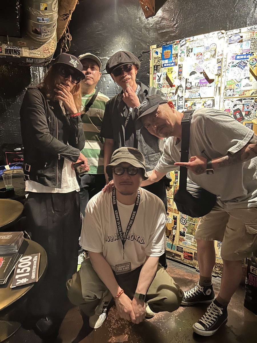8madaman's tweet photo. 最近はアルバム制作でDJ タナケンと作業を頑張ってます‼︎いい曲できてきたぜ♫で、本日はグロープインザダーク30周年パーティーが渋谷ファミリー！U君にミリー君にサス君ひさびさの再会だが皆30年前から今も音楽に対する姿勢が変わらずhiphopを愛してる♫これからも✌︎ https://t.co/Mm6ThC9HPN