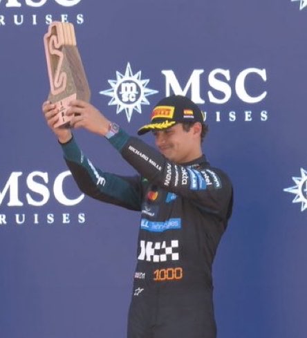 norrussellfiles's tweet photo. NORRUSSELL PODIUM https://t.co/7QSpuErhsm