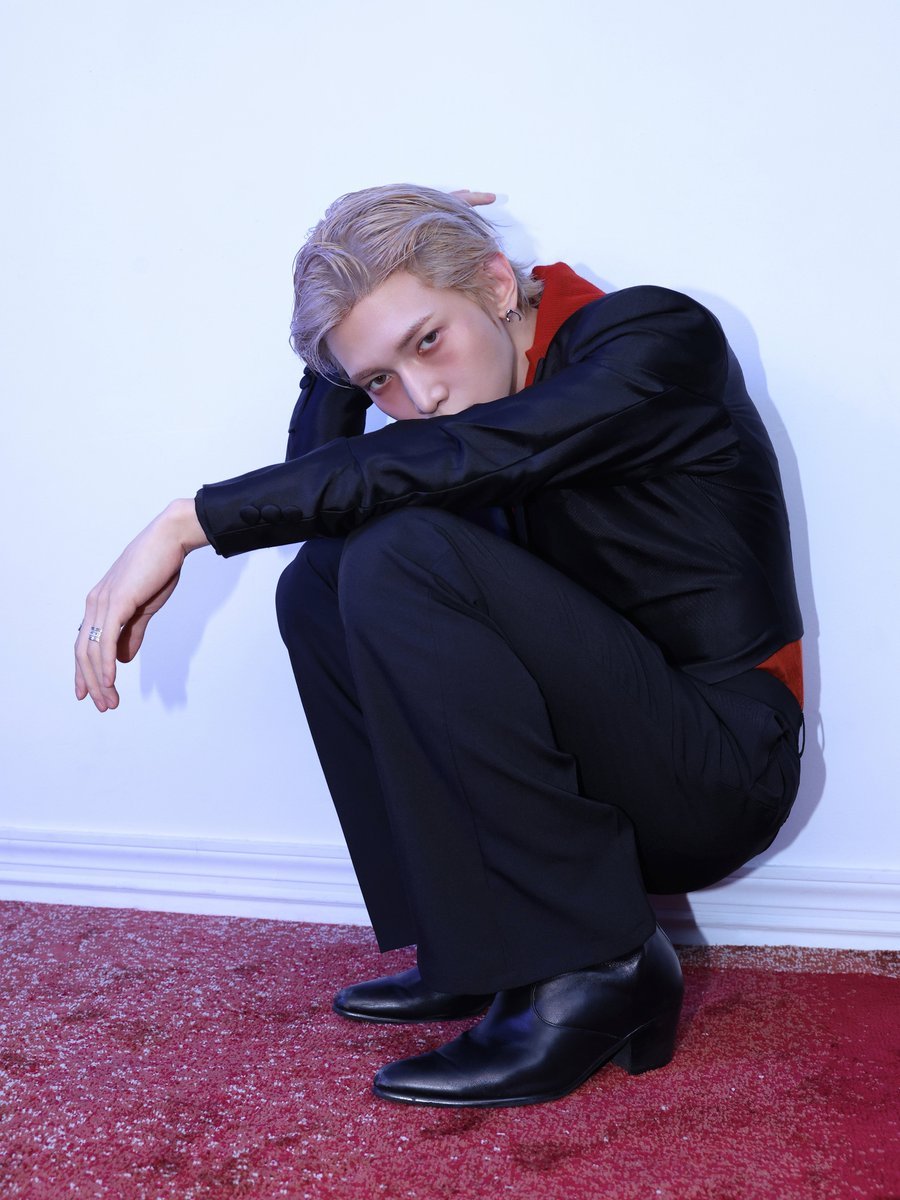 kchartsmaster's tweet photo. Happy 27th birthday to YEOSANG of ATEEZ! https://t.co/jg83RRm8sW