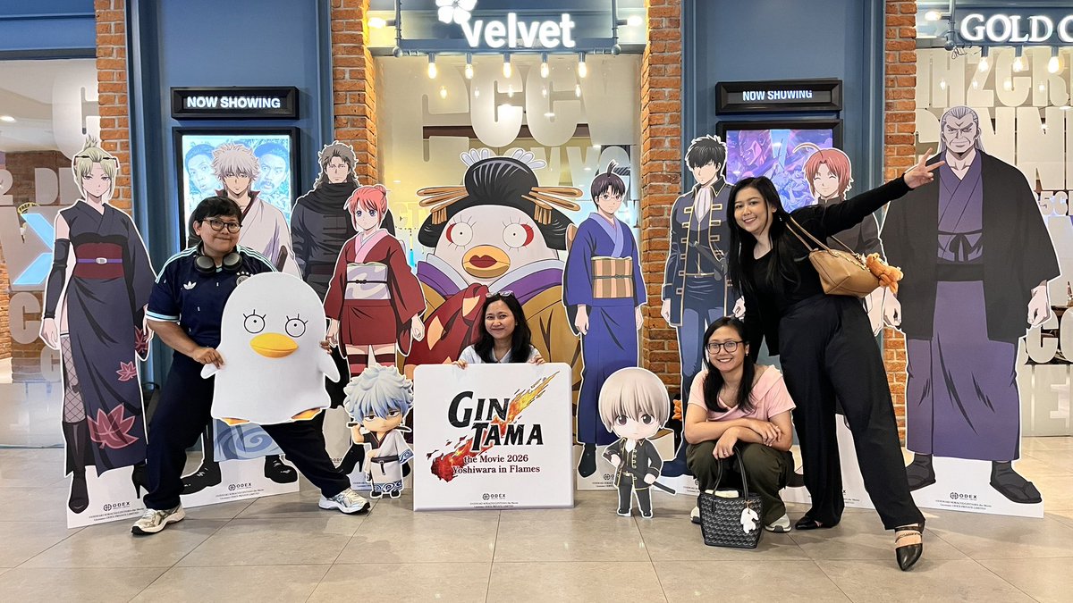 monicahoo's tweet photo. Otsu yang nonton Gintama di GI jam 13.50 hari inii 🥳

seru banget ikut foto ramean dan makasih banyak yang uda foto pake mini standee aku juga ya 😍
kalo ada FS ku bawa lagi standee nya, dan abis itu akan ku GA 🫡

Makasih juga yang uda kasi freebies, terbaik kalian 🤗 https://t.co/yAsdUfOl9d